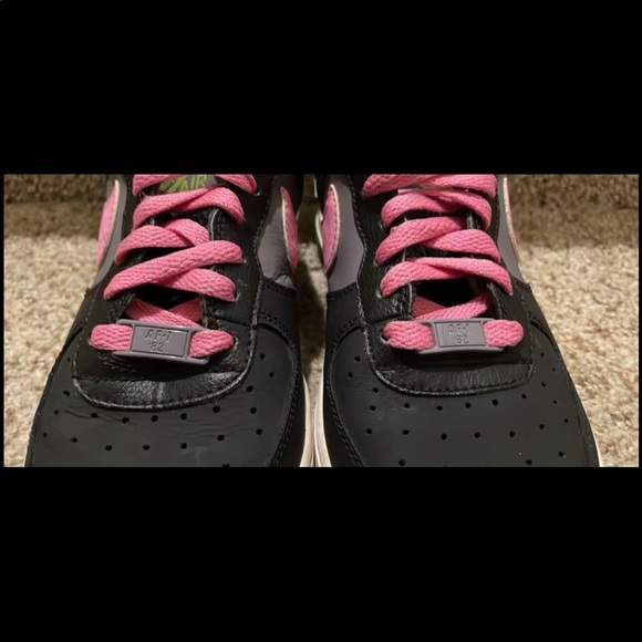 Nike A-F1 ‘82 girls size 5.5 - Picture 5 of 5